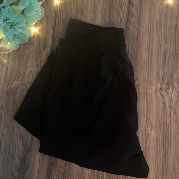 Surfing Top and Shorts Set - Picture 12 of 12